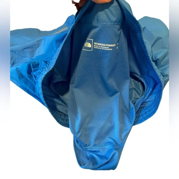 The North Face Limitless Run Short Womens - Optic Blue Size Medium/Regular - Picture 7 of 8